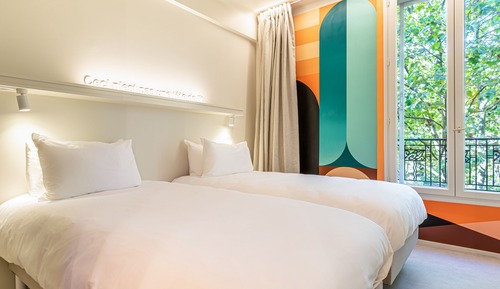 Habitación clásica con 2 camas individuales