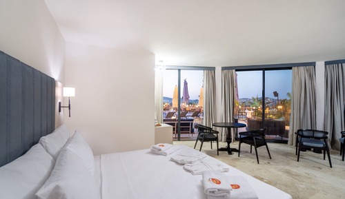 Suite Room