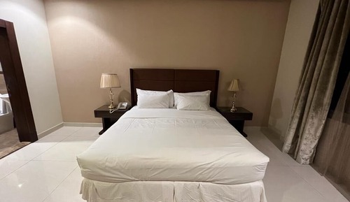 Estudio, 1 cama de matrimonio grande