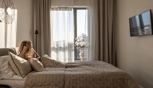 Apartamento familiar, 2 habitaciones, balcón (A44)
