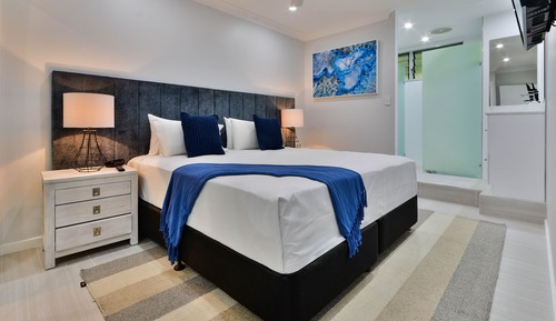 Apartamento, 2 habitaciones, junto a la playa (Poinciana 204)
