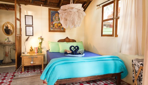 Habitación doble, baño privado, junto a la playa