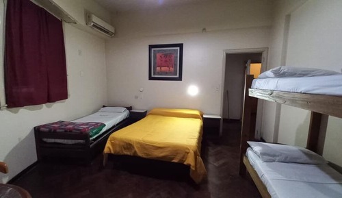 Habitación cuádruple estándar