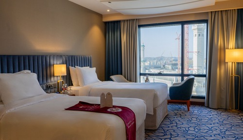 Deluxe Twin Room Haram View