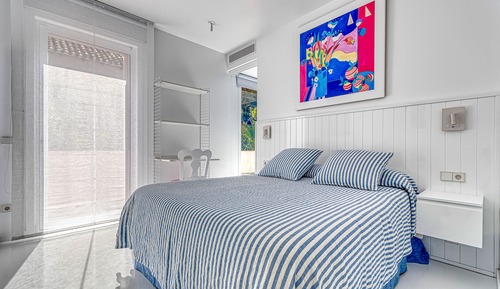 Habitación Premium doble, 1 cama de matrimonio, balcón, vistas parciales al mar