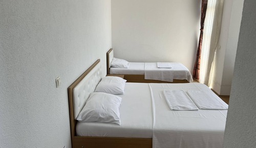 Habitación Deluxe, varias camas