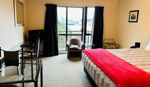 Suite estudio clásica, 1 cama de matrimonio grande