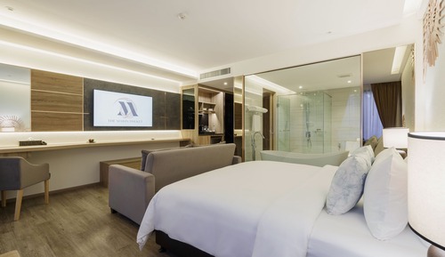 Habitación Deluxe, 1 cama de matrimonio grande, acceso a la piscina