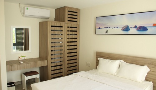 Villa familiar, 4 habitaciones, en esquina