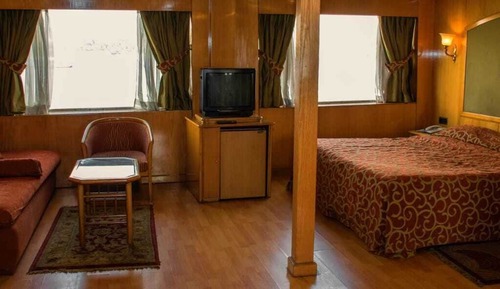 Habitación superior con 1 cama doble o 2 individuales
