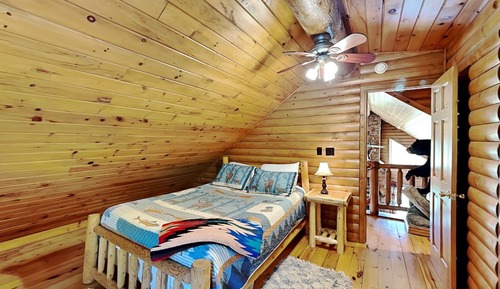 Casa, varias camas, bañera de hidromasaje