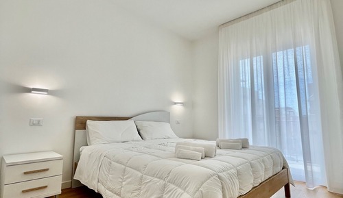 Habitación de lujo, balcón, vistas a la ciudad
