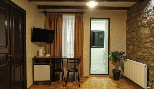 Habitación estándar doble, 1 cama de matrimonio, vistas al jardín