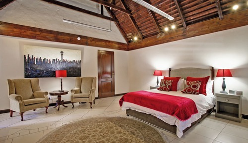 Habitación familiar, 1 cama de matrimonio grande, no fumadores, vistas al patio