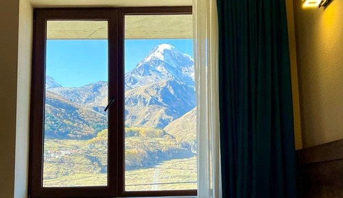 Habitación Deluxe con 1 cama doble o 2 individuales, vistas a la montaña