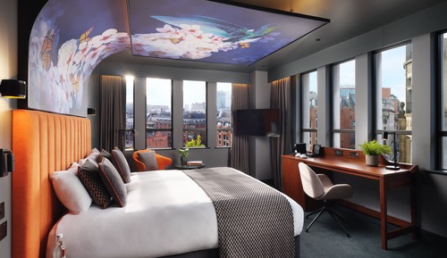 Deluxe Club Room