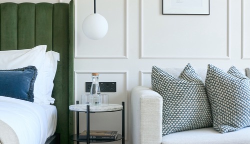 Habitación superior, 1 cama de matrimonio grande con sofá cama