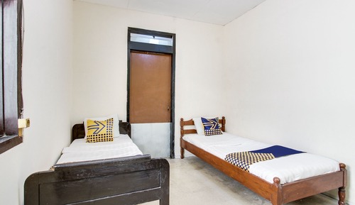 Habitación económica con 2 camas individuales