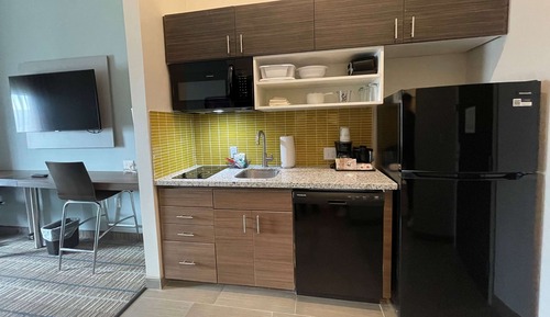 Suite estudio, 2 camas de matrimonio, no fumadores (Full Kitchenette)