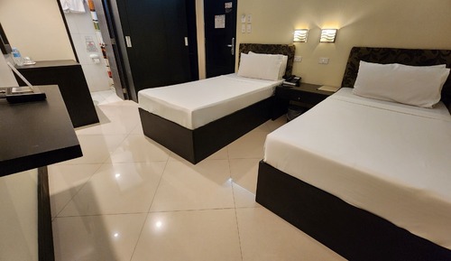 Habitación clásica con 2 camas individuales