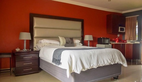 Habitación estándar con 1 cama doble o 2 individuales, 1 habitación, no fumadores
