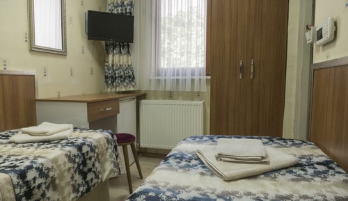 Habitación Confort con 2 camas individuales