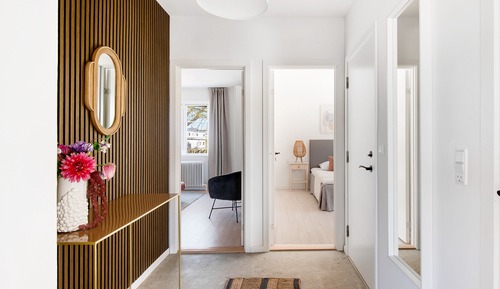 Apartamento, 2 habitaciones, balcón, vistas al jardín