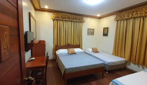 Habitación cuádruple básica