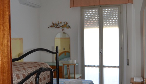 Habitación cuádruple básica