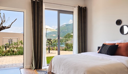 Apartamento básico, vistas al jardín