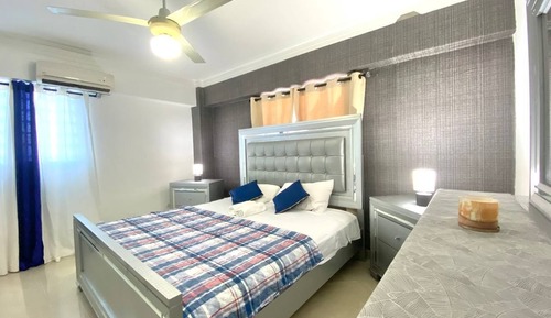 Apartamento, 3 habitaciones, fumadores, balcón