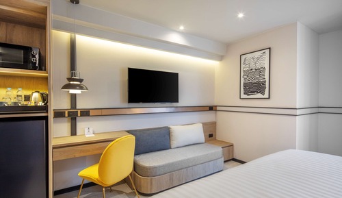 Habitación superior, 1 cama de matrimonio grande, no fumadores, microondas