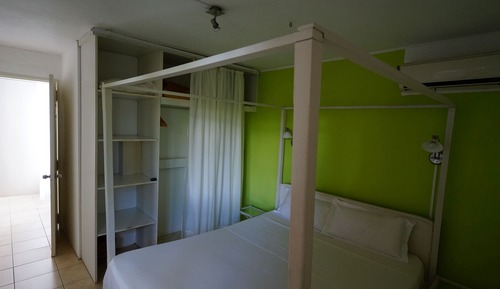 Apartamento, 1 habitación, vistas parciales al mar, en la zona del jardín