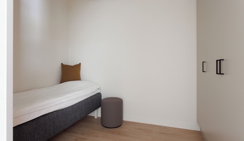 Large studio upper floor