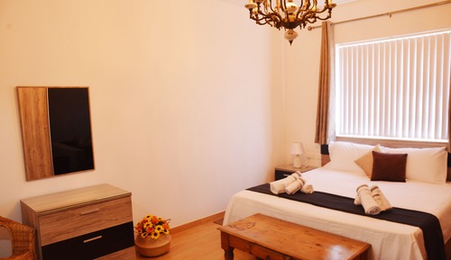 Habitación clásica con 1 cama doble o 2 individuales