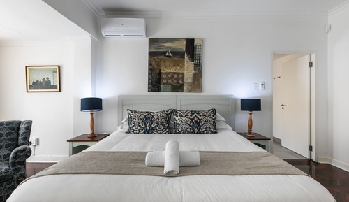 Habitación Business con 1 cama doble o 2 individuales