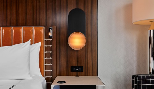 Habitación Deluxe, 1 cama de matrimonio grande (Roll-In Shower)