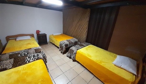 Habitación cuádruple básica, varias camas (Buho 1)