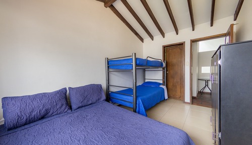 Habitación cuádruple estándar