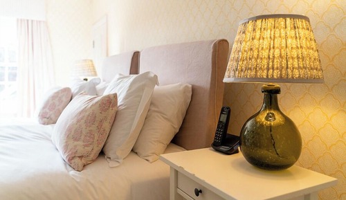 Habitación estándar con 1 cama doble o 2 individuales
