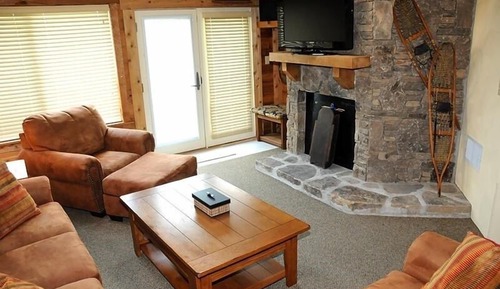 Condo, 2 Bedrooms