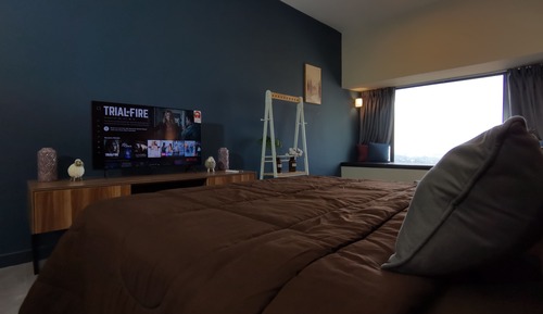 Estudio superior, 1 cama de matrimonio, bañera, vistas a la ciudad