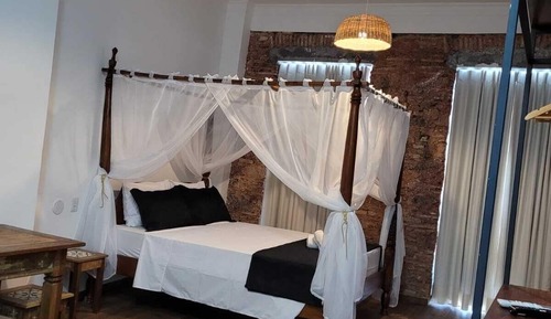 Habitación Confort doble, 1 cama de matrimonio, vistas a la ciudad