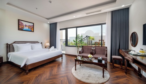 Suite clásica, balcón, junto a la piscina