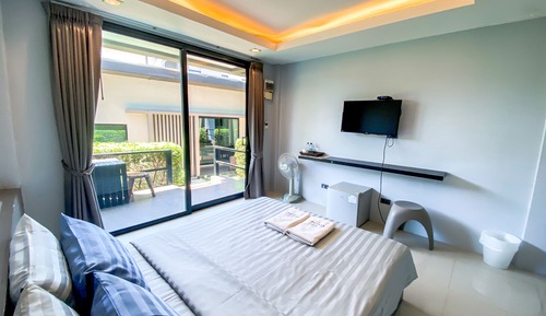 Habitación estándar, 1 cama doble, vistas a la ciudad, planta baja