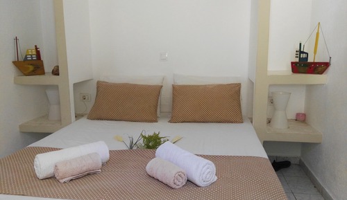 Habitación económica doble (Lemonia)