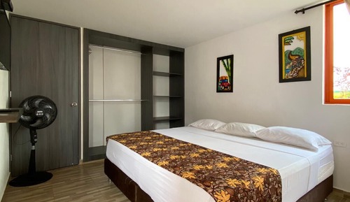 Habitación estándar con 1 cama doble o 2 individuales