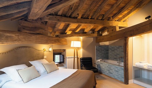 Suite, bañera de hidromasaje