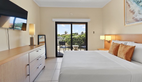 Apartamento de lujo, 2 habitaciones, balcón, vistas al complejo turístico