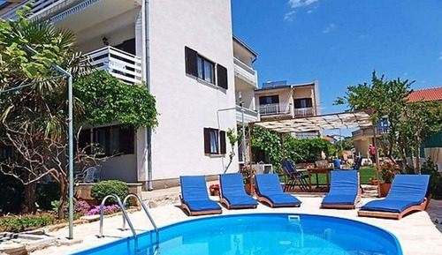 Apartamento (Two Bedroom Apartment with Terrace)